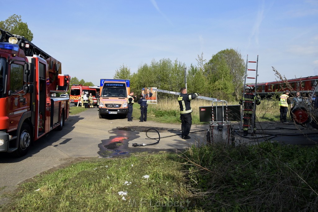 Schwerer VU LKW Zug Bergheim Kenten Koelnerstr P165.JPG - Miklos Laubert